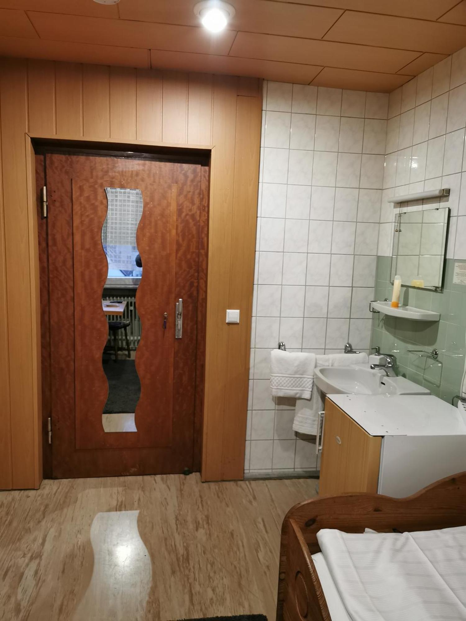 See Lord Hotel Kaiserslautern Pokój zdjęcie